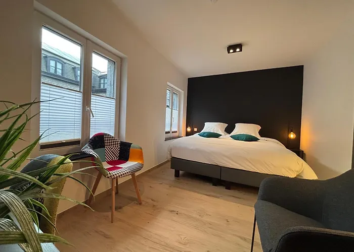 -1331- Chambres A Louer