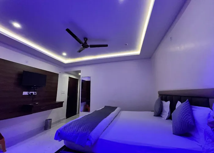 Tourist Pure Veg Hotel And Restaurant