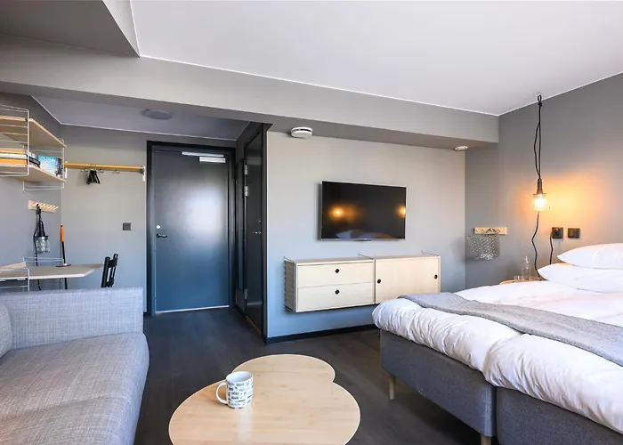 Blomloefs Hotell Saltoe