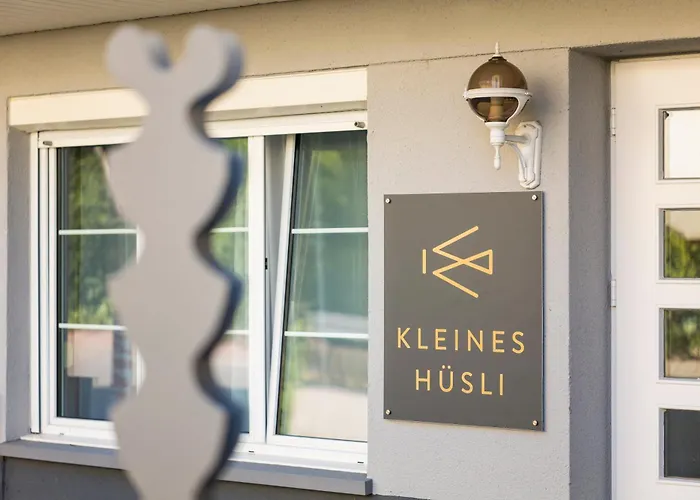 Kleines Huesli Der Krone