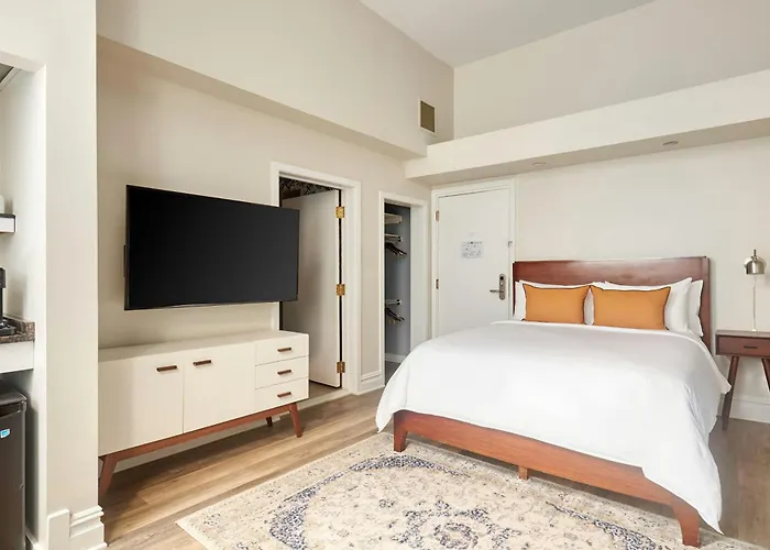 The Arco Hotel Midtown Village, Sonder By Marriott Bonvoy