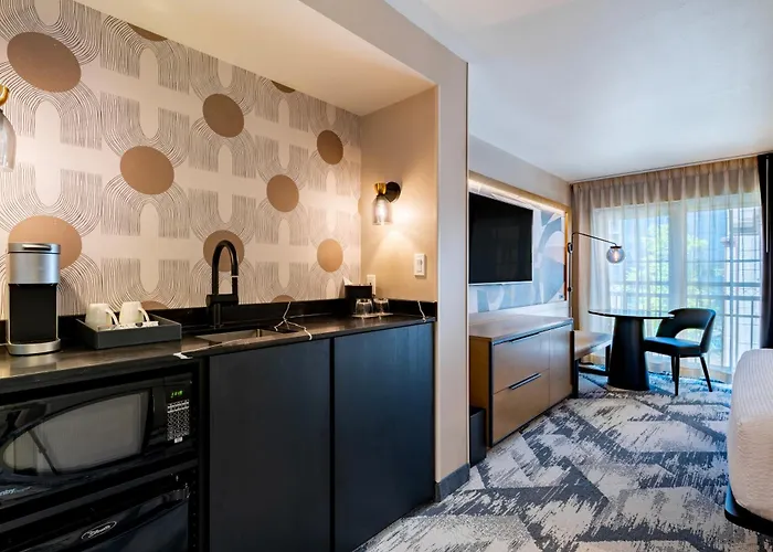 Silver Cloud Hotel - Seattle Broadway