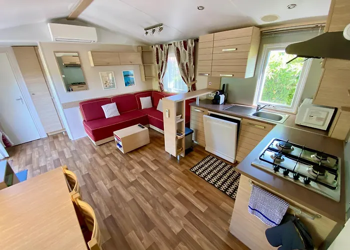 Mobil-Home Climatise - Camping Montana 4 Etoiles, Golfe De Saint-Tropez