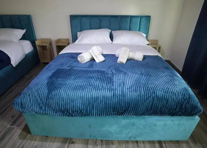 Thethi 360 Grade - Camping & Rooms