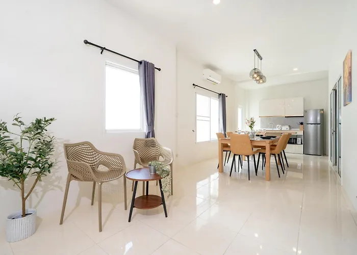 Prime Patong-5Br-6Br Pool Villa See Photo Before Book