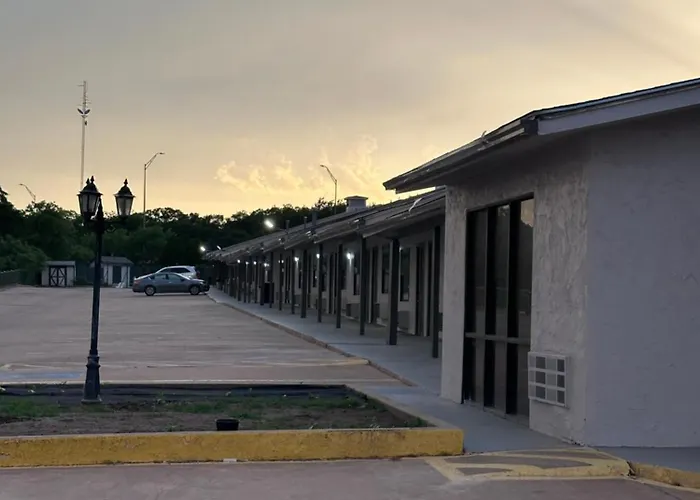 Sunset Inn