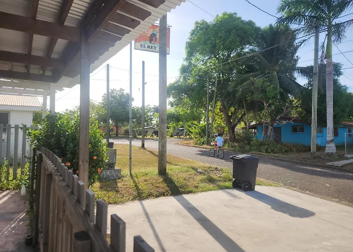 El Rey Hotel & Restaurant