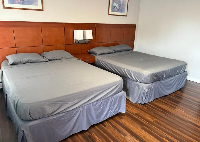 Advance Inn