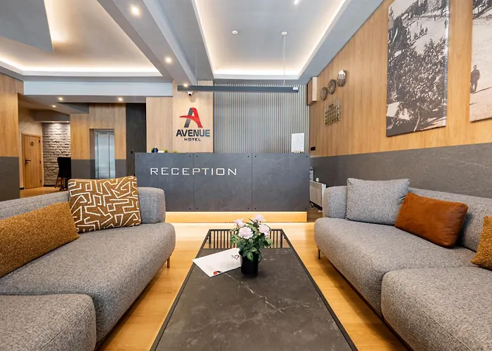 Avenue Hotel