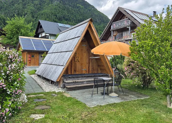 Garden ECO houses Čebelica