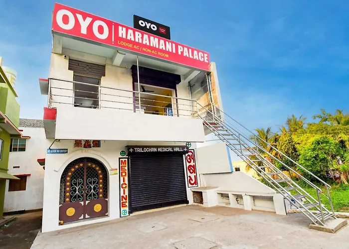 Hotel O Haramani Palace