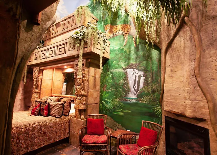 Black Swan Inn Luxurious Theme Rooms