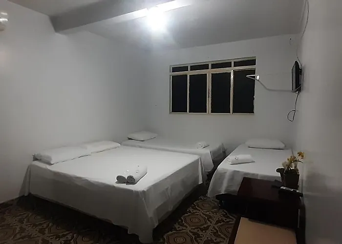 Hotel Arara Azul