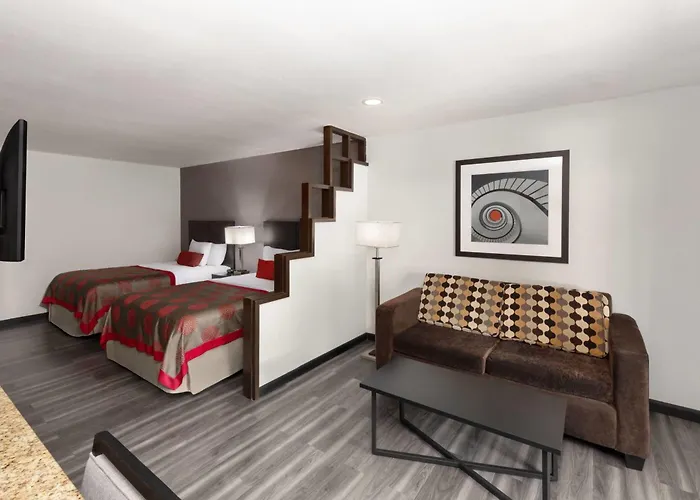 Ramada By Wyndham El Paso