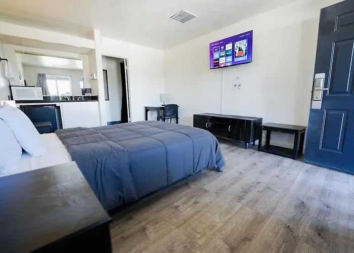 Rim Country Inn - Self Serve Hotel -