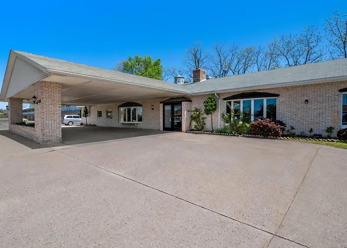Days Inn By Wyndham Whitmore Lake Near Ann Arbor And Brighton