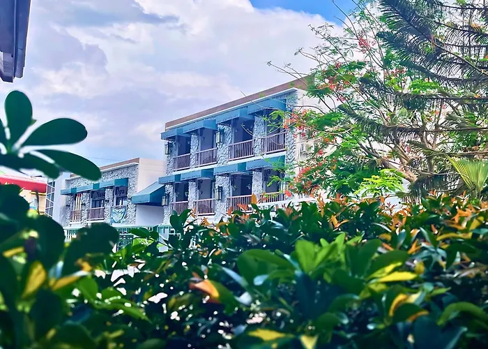Sola Hotel & Sola Bed And Breakfast