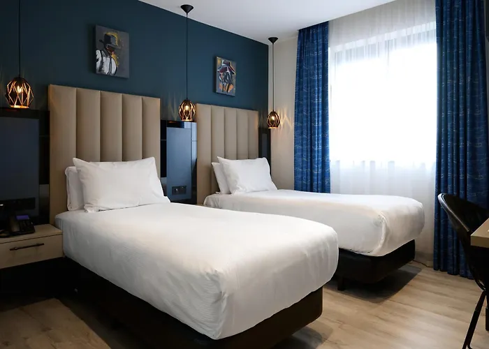 Spark By Hilton Luton