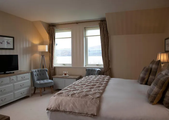 Loch Ness Lodge