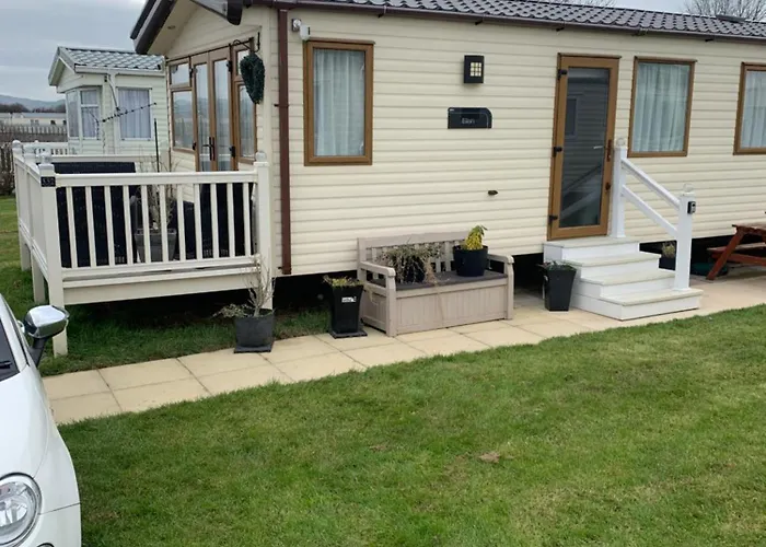 Marine Holiday Park Luxury Caravan