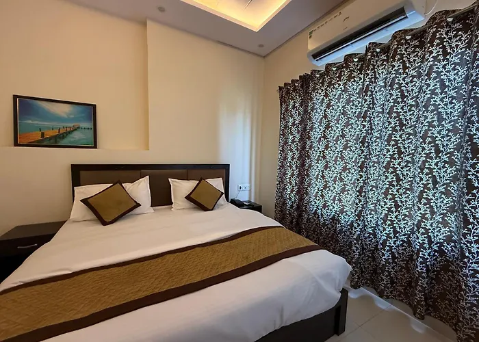 Hotel Pear By Tulsi Inn
