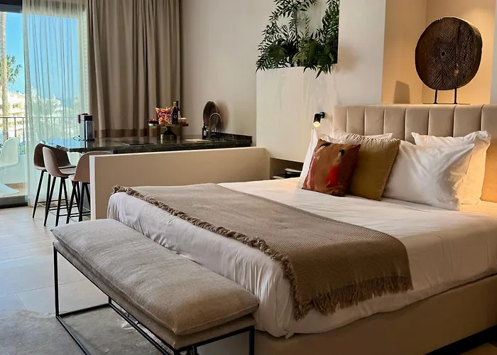 Silken Comfy Studios Hotel