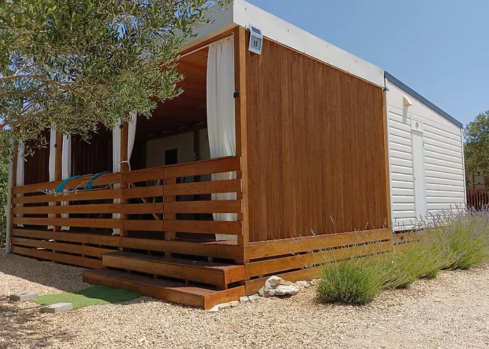 Lado Mobile Home Croatia, Camp Oaza Lucica, Drage