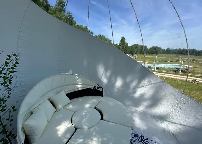 Bubble Inn Eco Village
