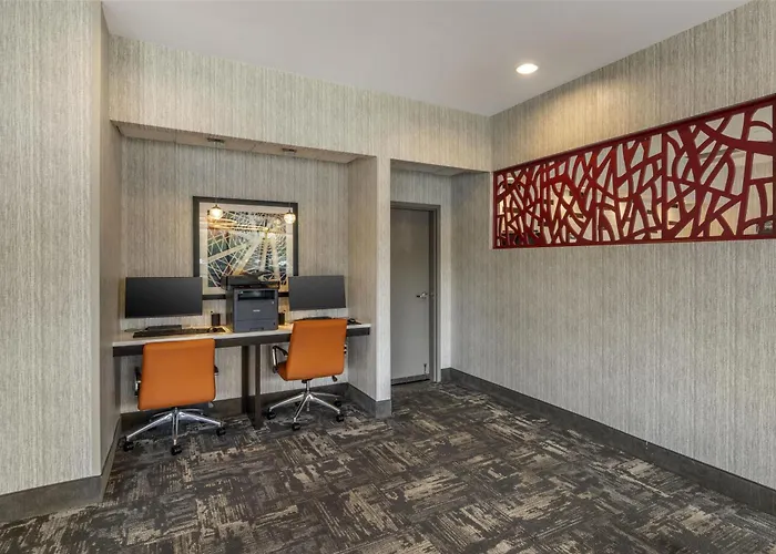Best Western Plus Castlerock Inn & Suites