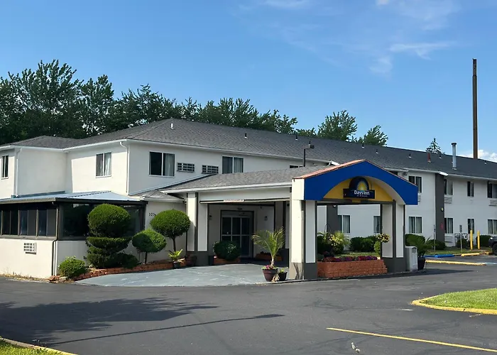 Days Inn By Wyndham Runnemede Philadelphia Area