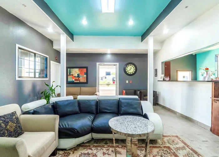 Atria Extended Stays By Oyo Jourdanton