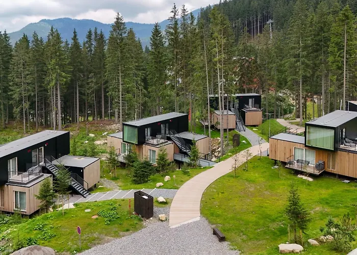 Hotel Bjoernson & Bjoernson Tree Houses Jasna