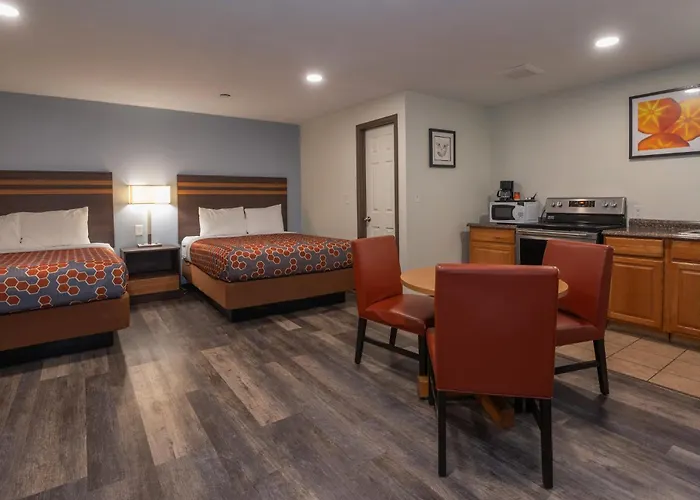 Town Motel