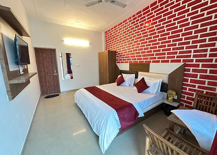 Hotel Mist - Budget Ac Rooms Near Chandigarh