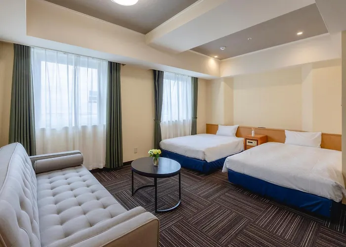 Kanku Izumiotsu Washington Hotel