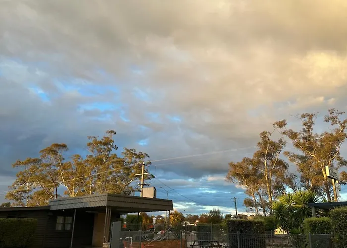 Calder Family Motel