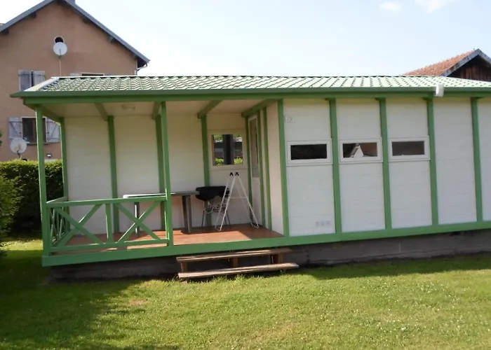 Camping Les Pinasses