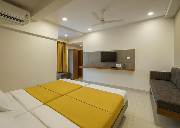 Stayguru Hari Om Residency
