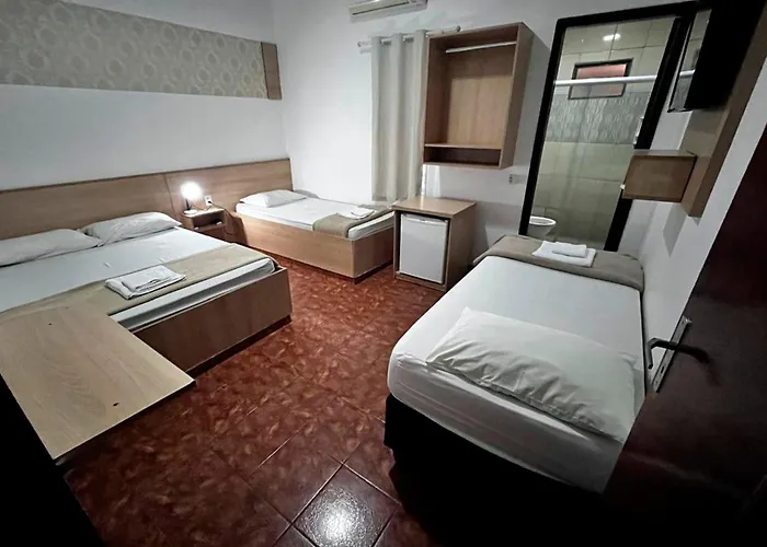 FlyWorld Hotel e Agencia de Viagens