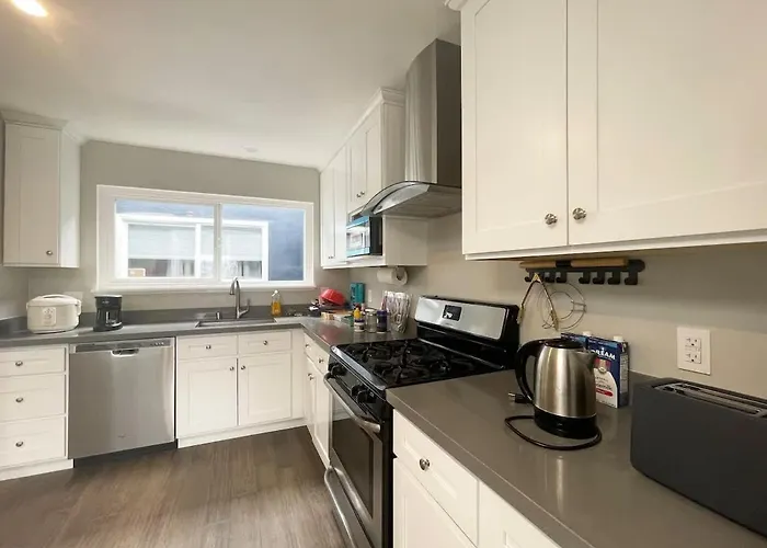 Comfortable 3Br 2 5Ba Unit In Sf