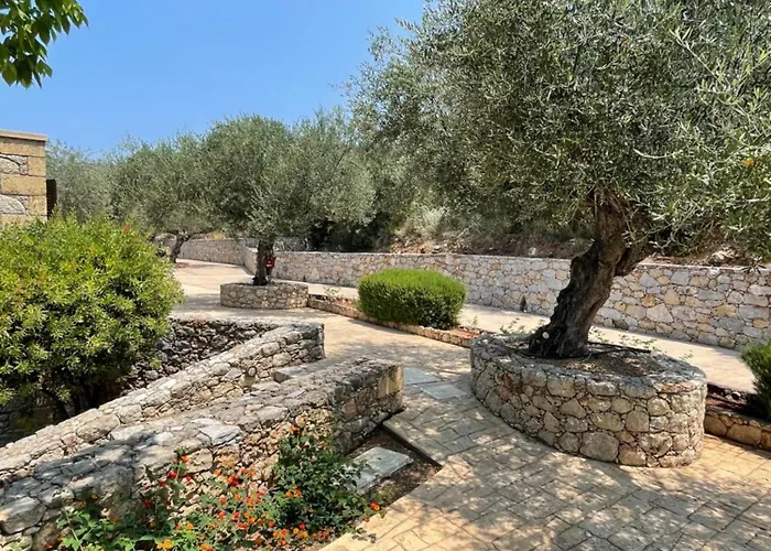 Kolokotronis Hotel & Spa