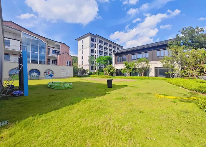 Poltton Century Hotel - Changtai Taoli Chunfeng Branch