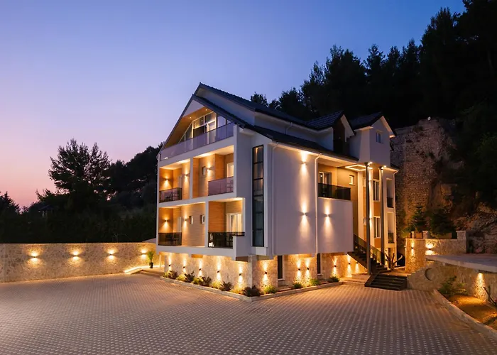 Forest Park Hotel Kruje - Nature And Calm At Kruja'S Gate