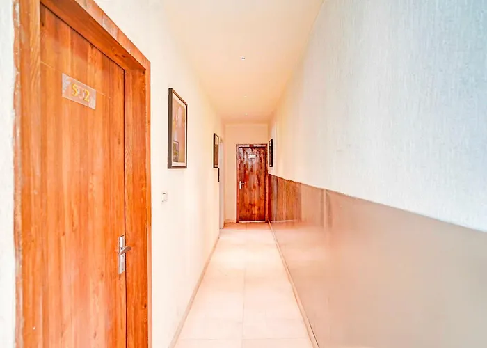 Townhouse Arvind Marg Pachamarhi