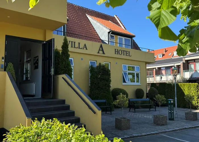 Villa A Hotel