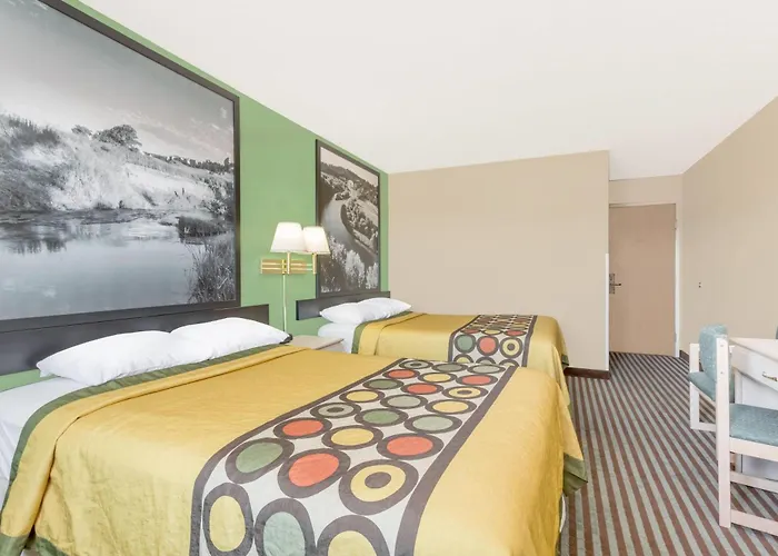 Super 8 By Wyndham Lexington