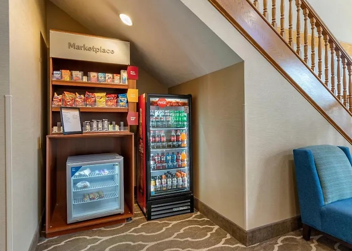 Comfort Suites Salem