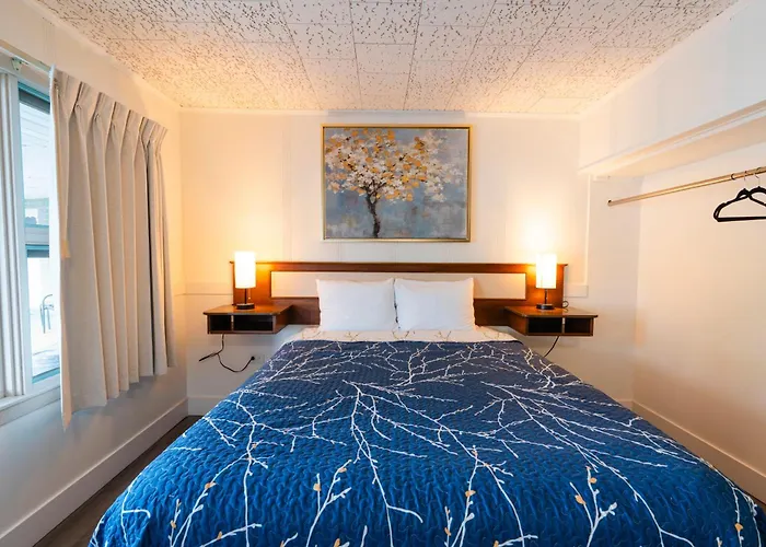 Mount Coolidge Motel