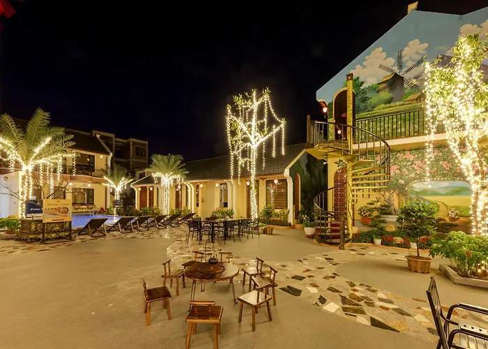 Tam Coc Center Luxury Hotel & Villa