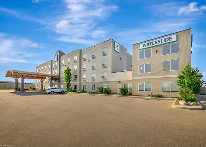 Home Inn And Suites Lloydminster